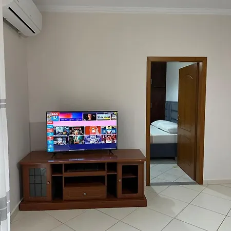 Sea Two Bedroom Appartamento Sarandë