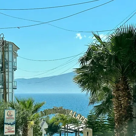 Sea Two Bedroom Sarandë